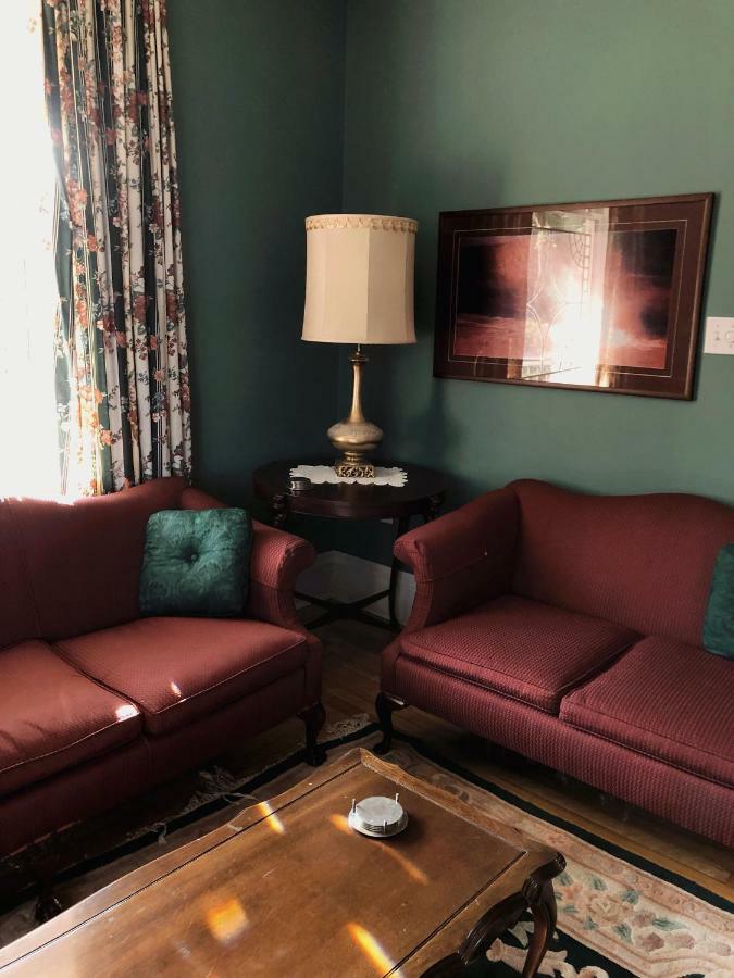 Mahogany Manor Bed & Breakfast Saint John Buitenkant foto