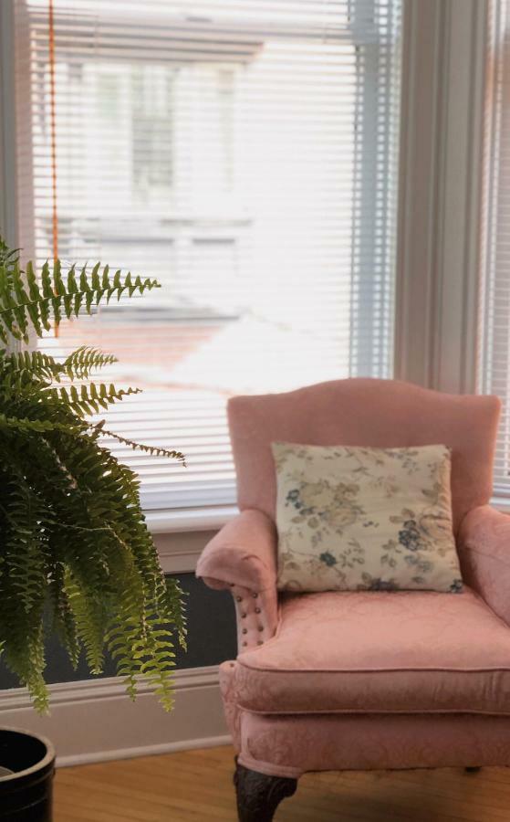 Mahogany Manor Bed & Breakfast Saint John Buitenkant foto