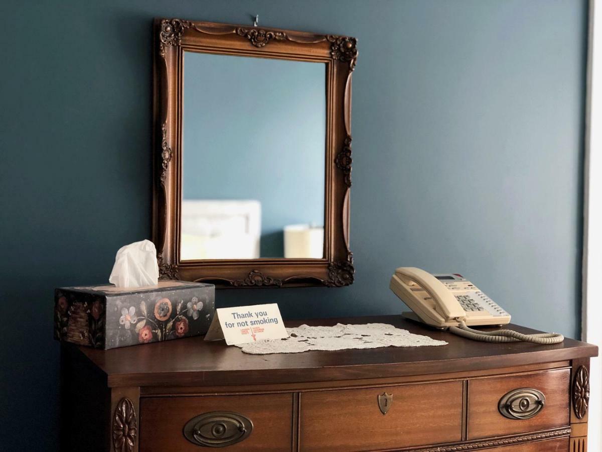 Mahogany Manor Bed & Breakfast Saint John Buitenkant foto