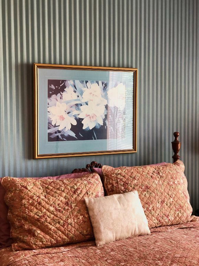 Mahogany Manor Bed & Breakfast Saint John Buitenkant foto