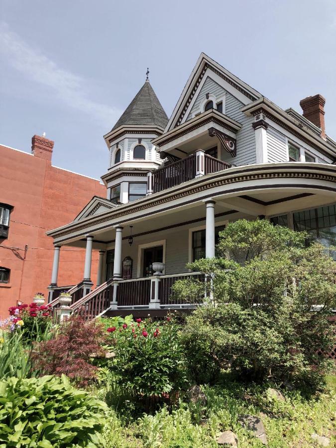 Mahogany Manor Bed & Breakfast Saint John Buitenkant foto