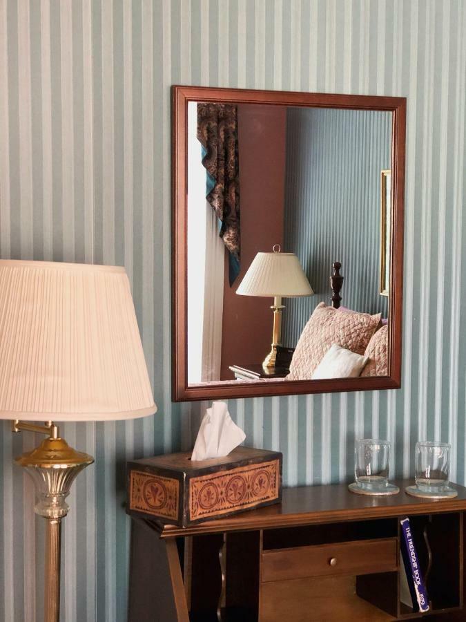 Mahogany Manor Bed & Breakfast Saint John Buitenkant foto
