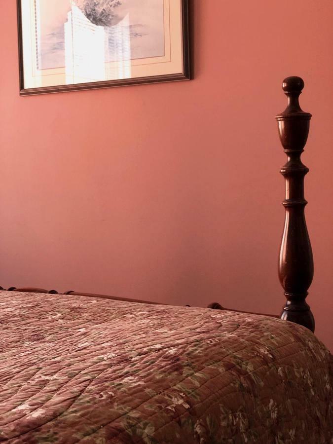 Mahogany Manor Bed & Breakfast Saint John Buitenkant foto