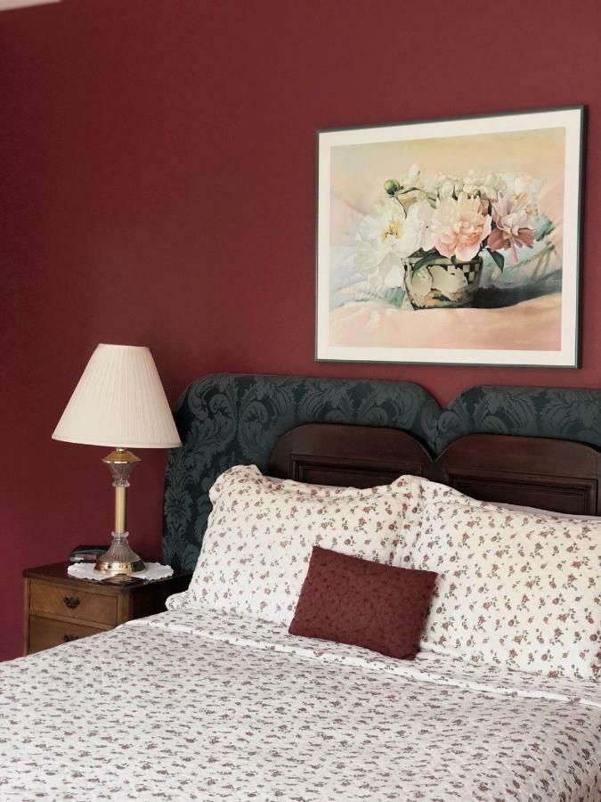 Mahogany Manor Bed & Breakfast Saint John Buitenkant foto