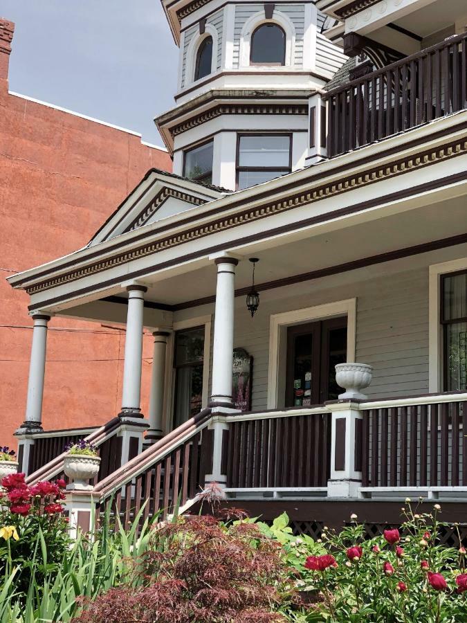 Mahogany Manor Bed & Breakfast Saint John Buitenkant foto